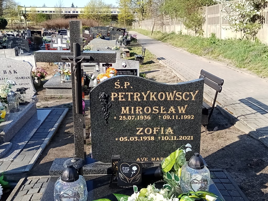 Grób Mirosław Petrykowski