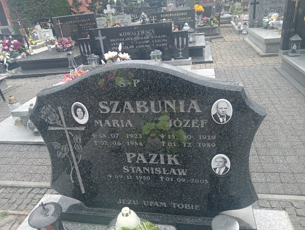Grób Maria Szabunia