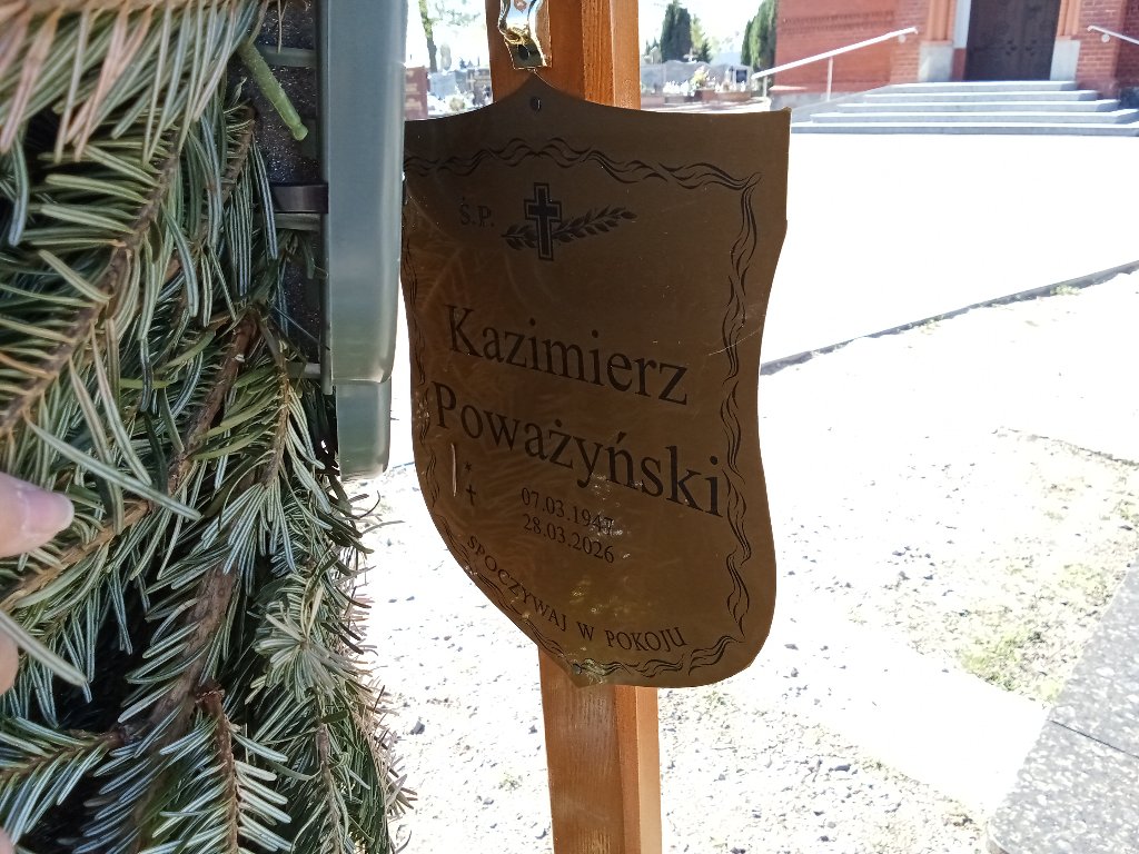 Grób Kazimierz Poważyński