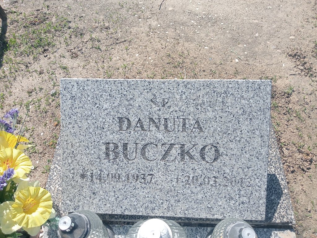 Grób Danuta Buczko