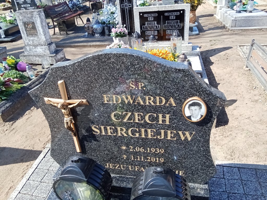 Grób Edwarda Sergiejew